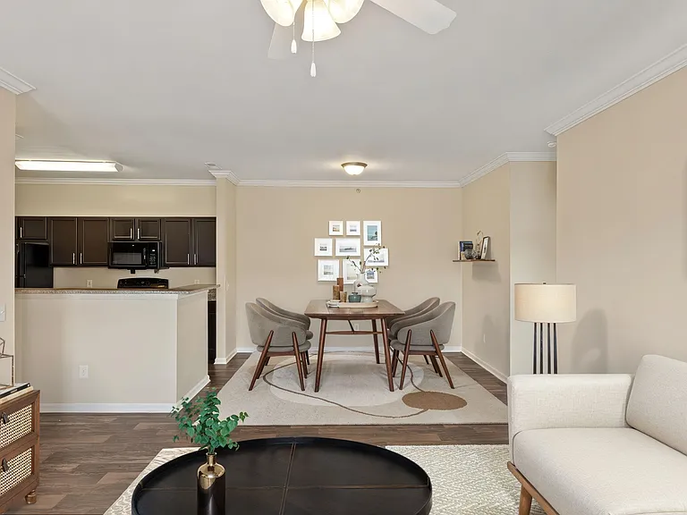 Summit - 3 Bed / 2 Bath - 1,330 Sq.Ft.