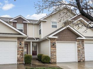 228 Pointe Ln, Raymore, MO 64083