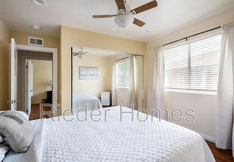 4435 Summer Dr #3 — Photo 6