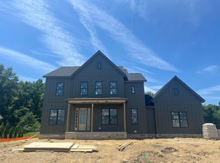 8285 Canopy Glen Dr, Plain City, OH 43064