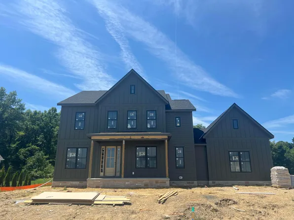 8285 Canopy Glen Dr, Plain City, OH 43064