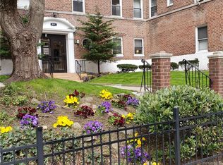 811 Bronx River Road #1 C, Bronxville, NY