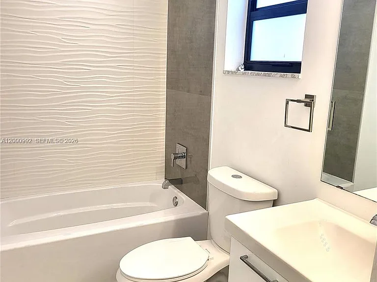 9723 N New River Canal Rd #416 — Photo 21