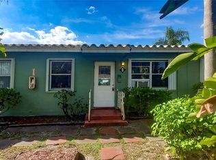 302 SW 15th St #2, Dania, FL 33004
