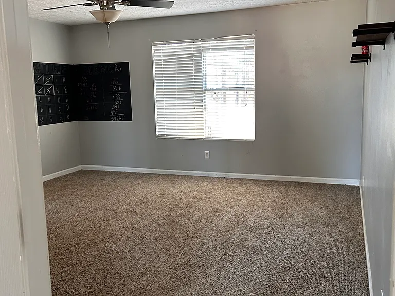 991 Carriage Trace Way — Photo 8