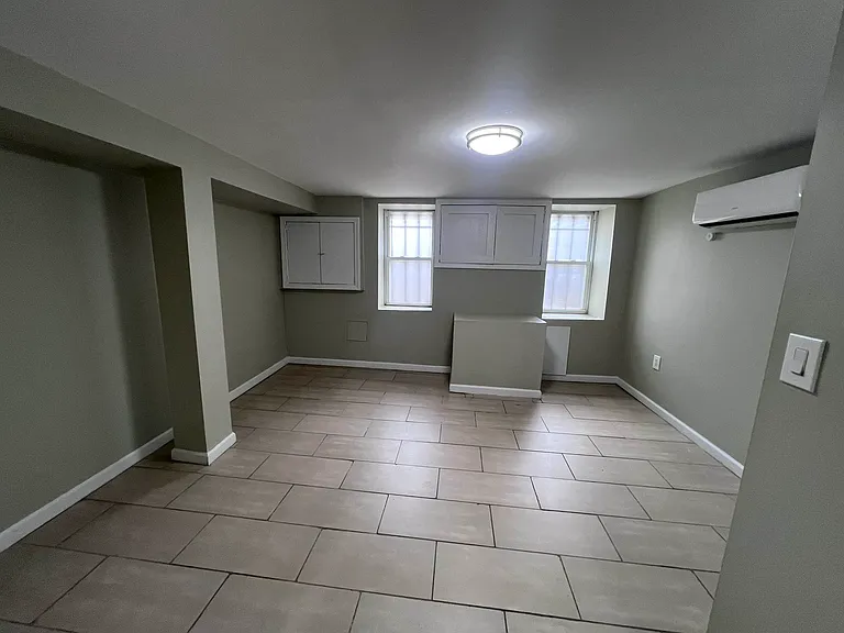 43 Weirfield St #G1 — Photo 4