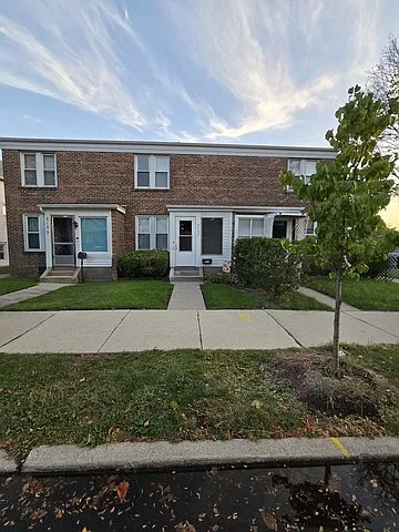 2 bed, 1.5 bath, 882 sqft, $2,275 — Photo 2