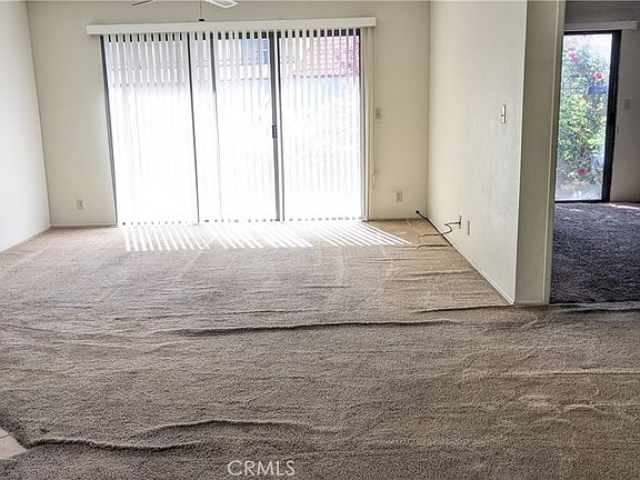 3rd image of 11682 Maple St