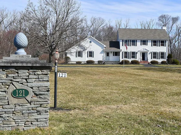 121 Stony Ln, Nassau, NY 12123