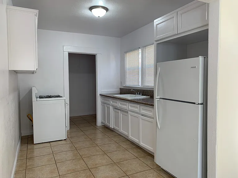 2116 Adair St #2118-1/4 — Photo 10