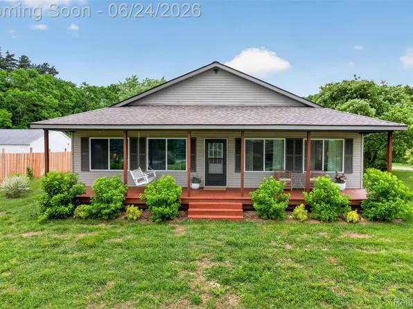 3781 Herd Rd, Metamora, MI 48455