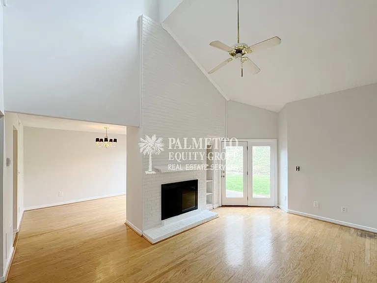 210 N Lindell Rd #E — Photo 11