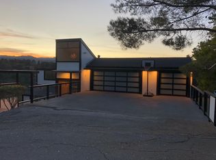 25 Knollcrest Rd, Hillsborough, CA 94010