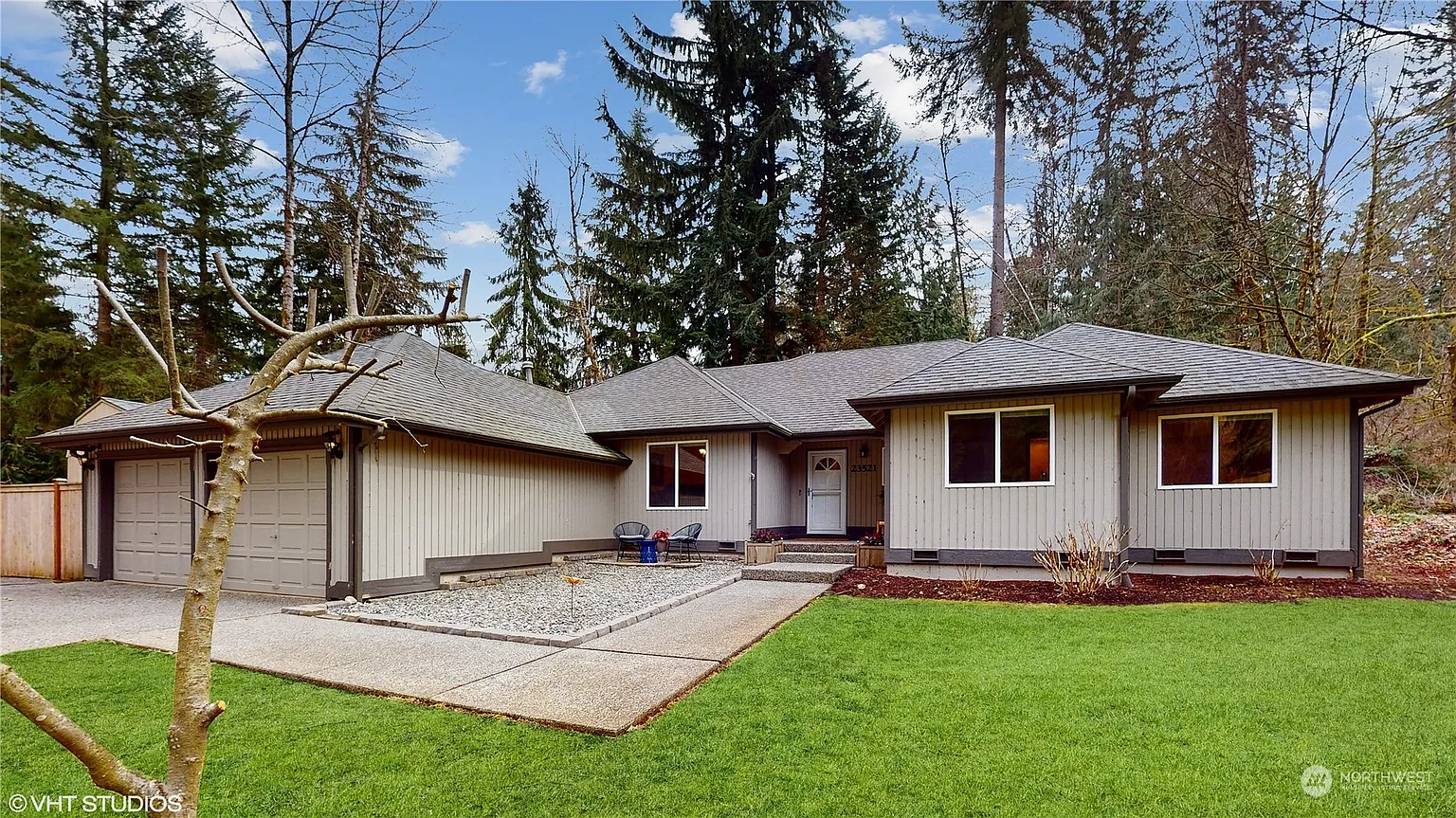 23521 NE Woodinville Duvall Road photo 1