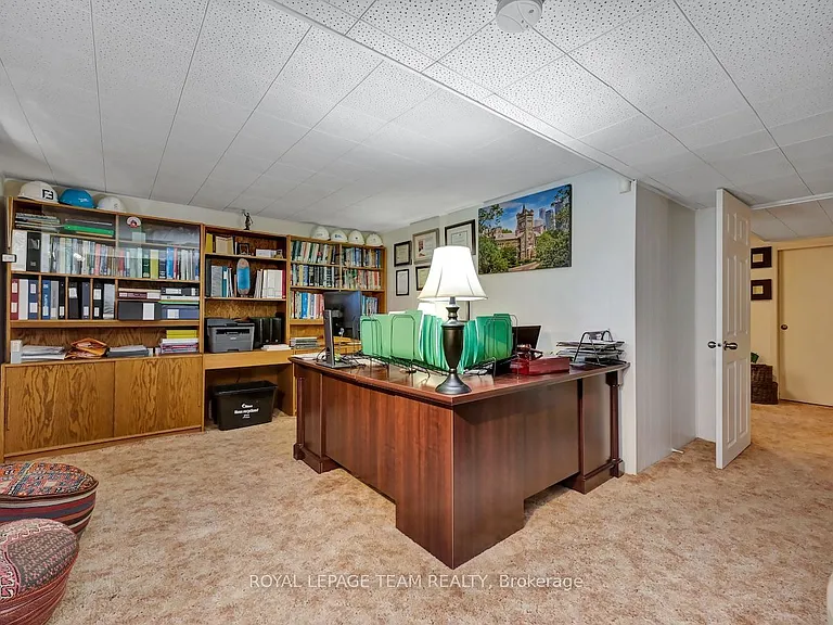 1233 Cheverton Ave — Photo 33
