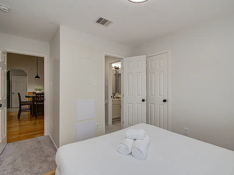 7207 Crescent Mills Dr — Photo 22