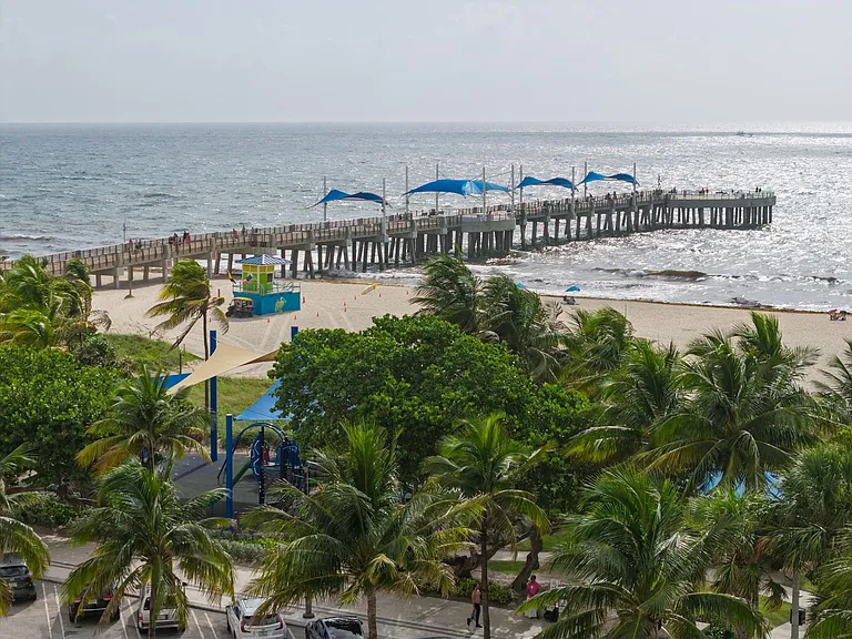 133 N Pompano Beach Blvd #501 — Photo 37