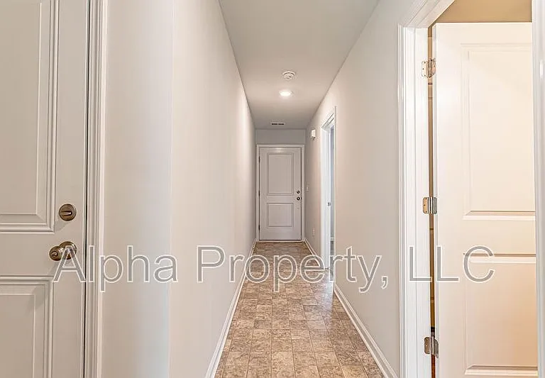 540 Millsgate Cir — Photo 6