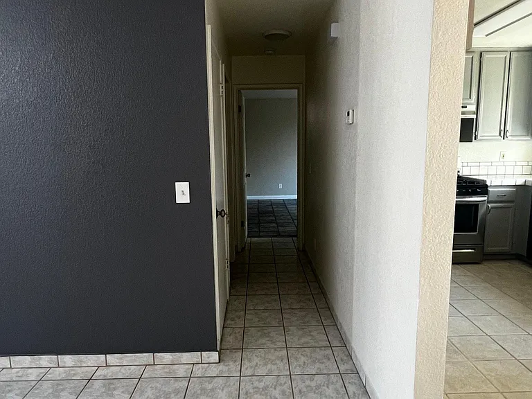 2010 Falmoth Cir — Photo 6