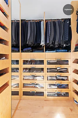 Sold by Triplemint | media 7