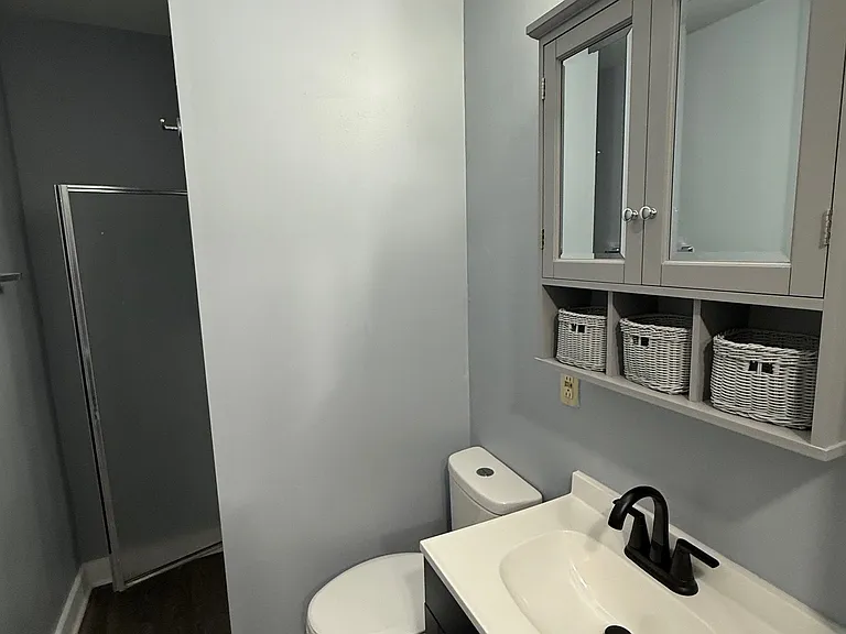 1211 Madison St #4 — Photo 13