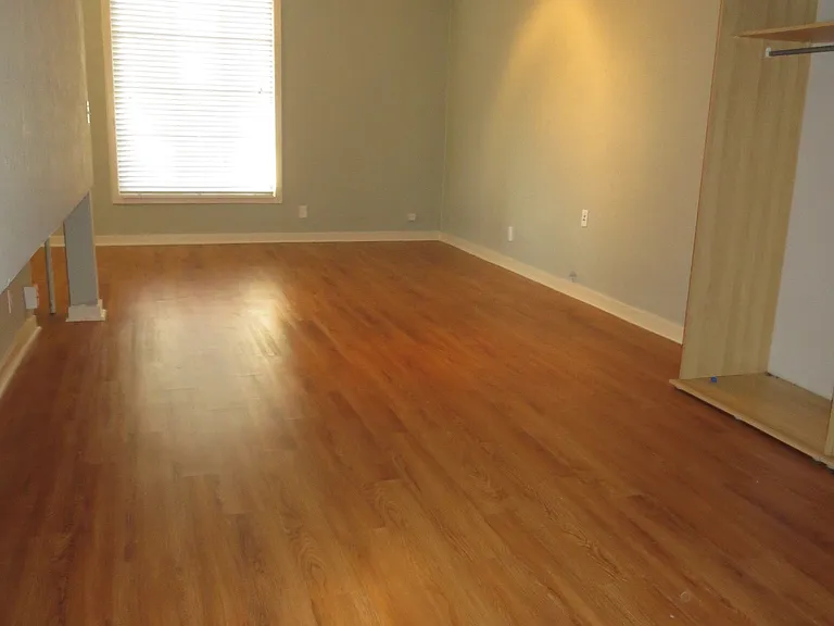 2421 Prospect St #2 — Photo 3