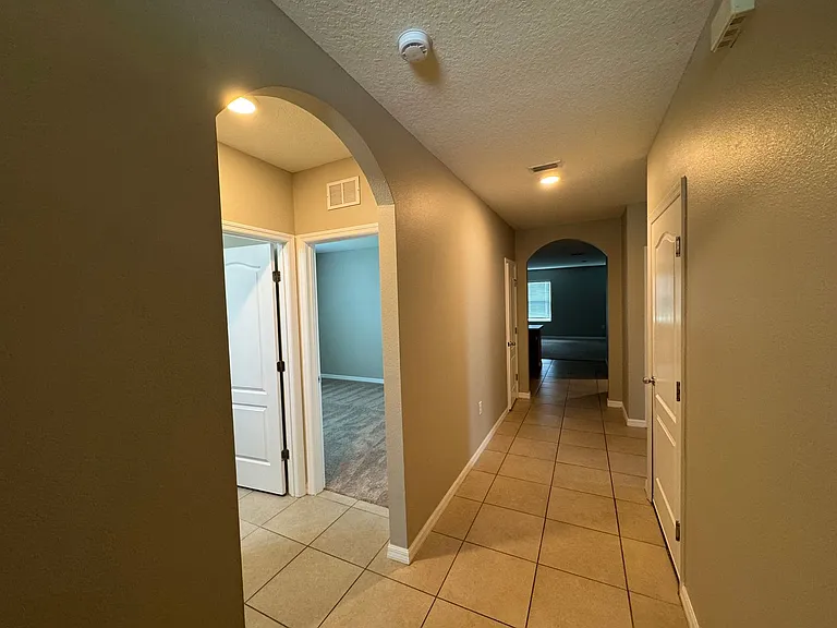 4117 Sophia Blvd — Photo 7