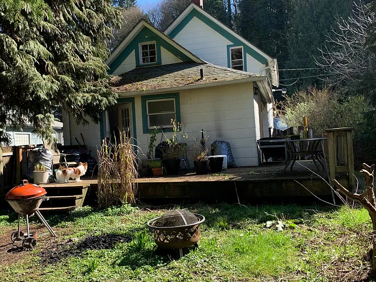 205 Monroe St — Photo 19