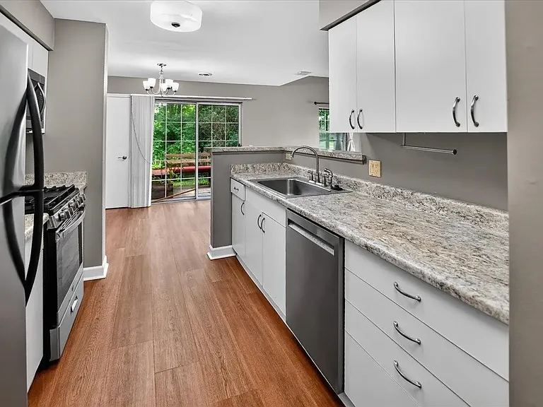 2991 Holborn Cir — Photo 22