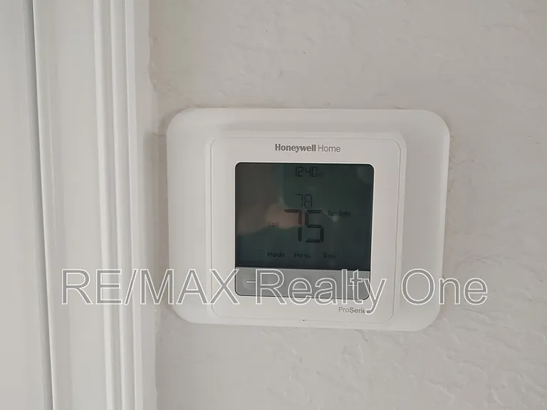 8398 N Jay Dr — Photo 16