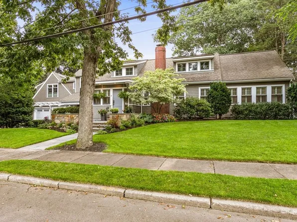21 Nantucket Rd, Newton, MA 02461