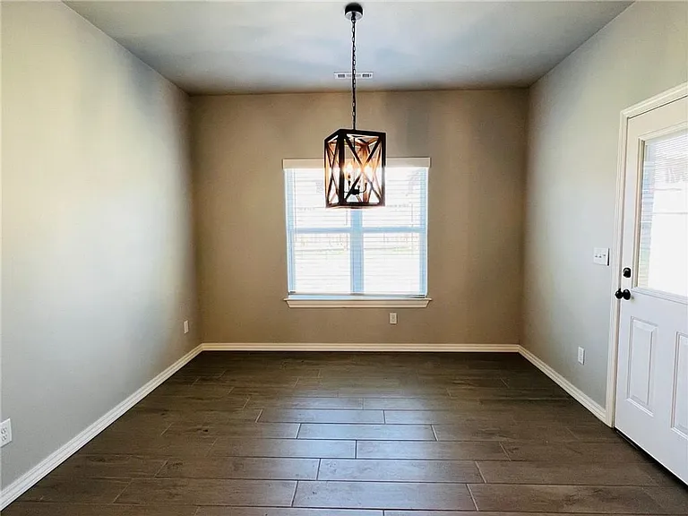 2648 S Olive Ct — Photo 13