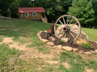 115 Brackens Way, Marshall, NC 28753