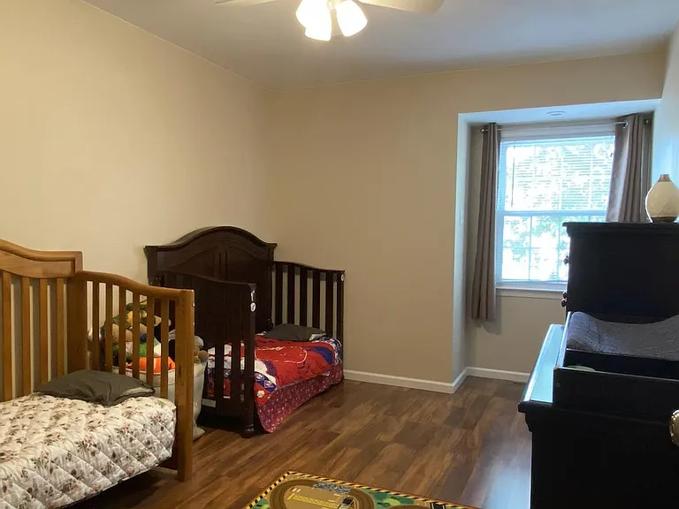 193 Jonathan Dr — Photo 16