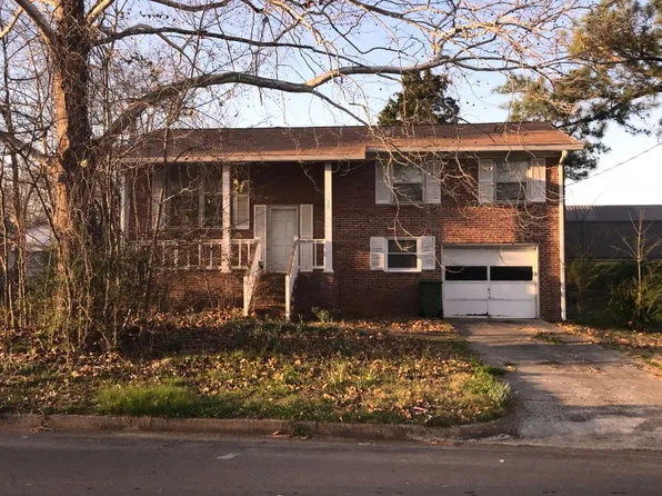 3921 Telstar Cir SW, Huntsville, AL 35805