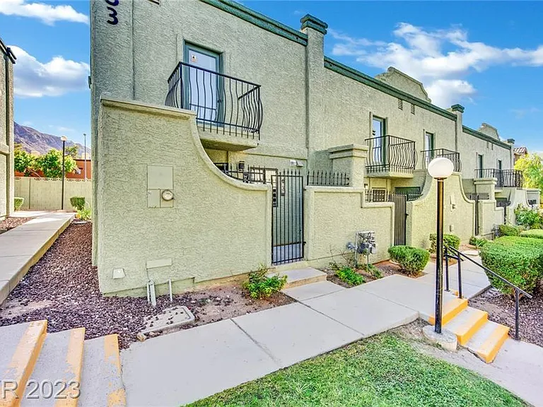 7083 Burcot Ave #E90 — Photo 10