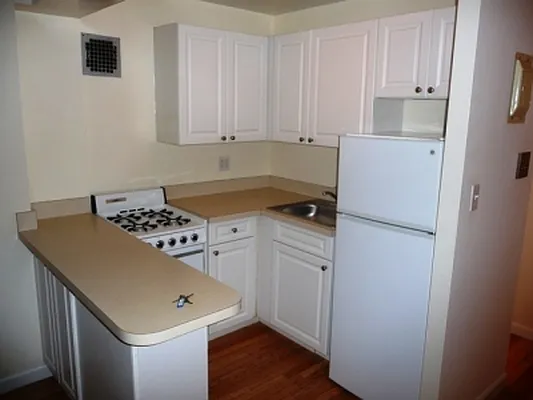 Rented by Citi Habitats | media 3