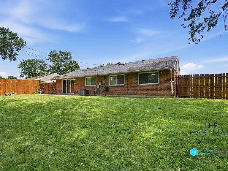 5455 Storck Dr — Photo 26