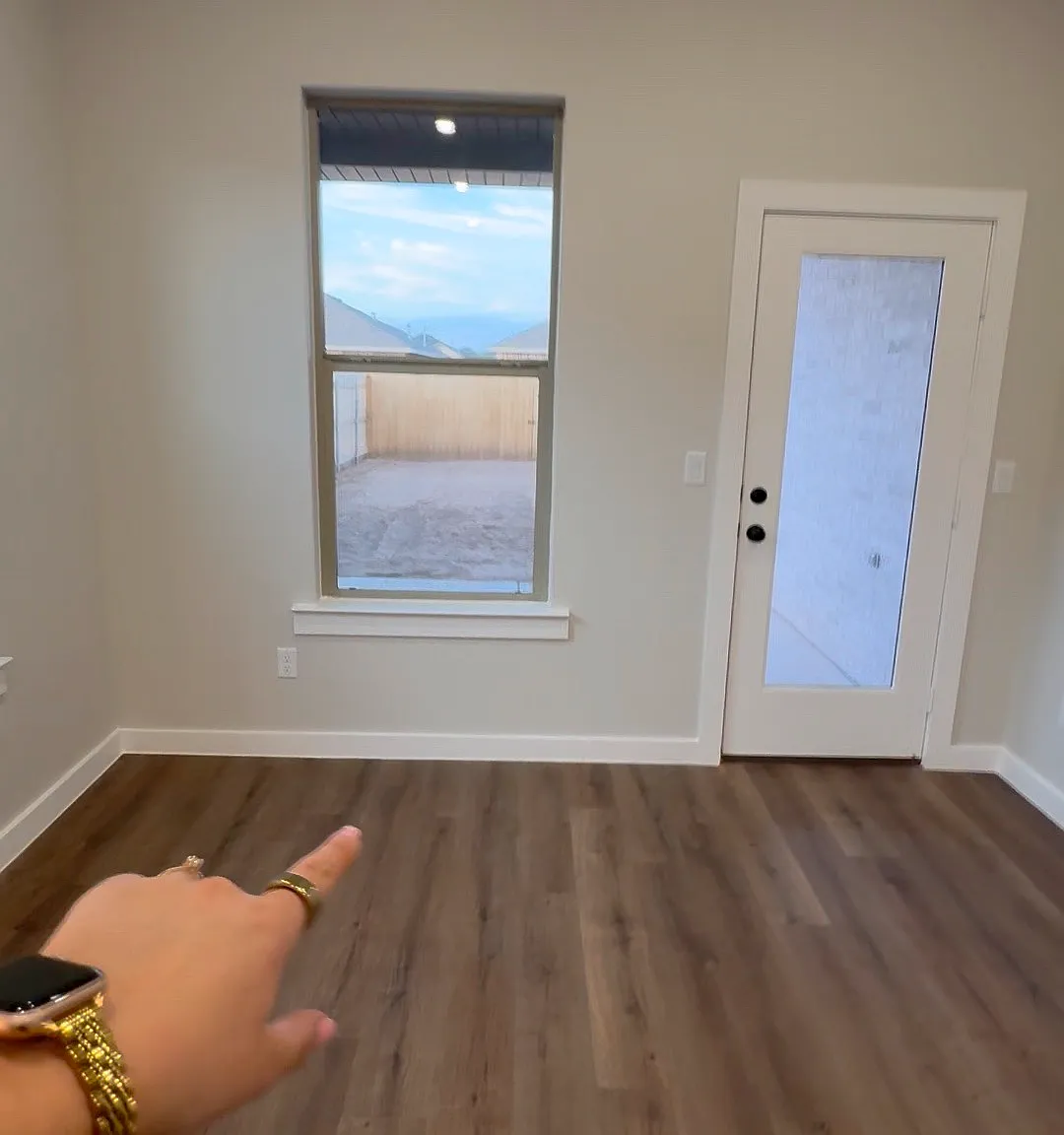 3 bed, 1645 sqft, $2,300 — Photo 4