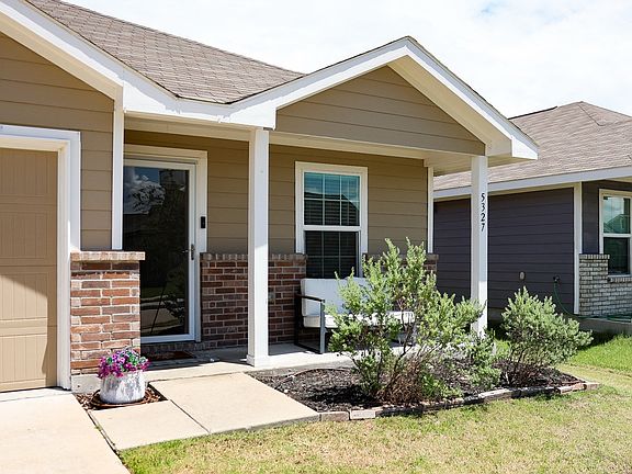2nd image of 5327 Braemar Way