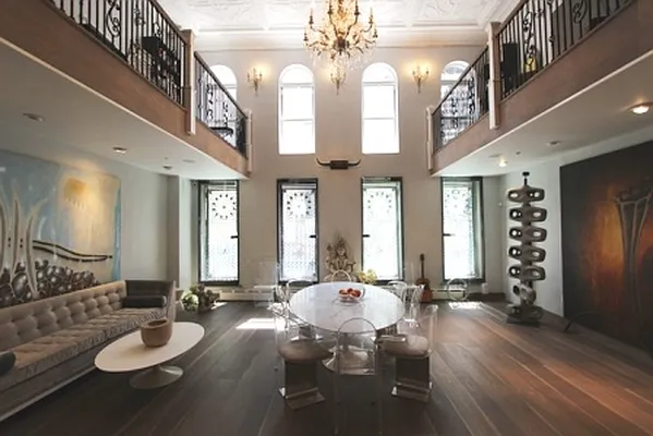Rented by Maison International | media 17