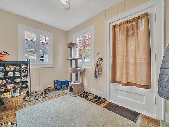 5th image of 125 Humbolt Ave
