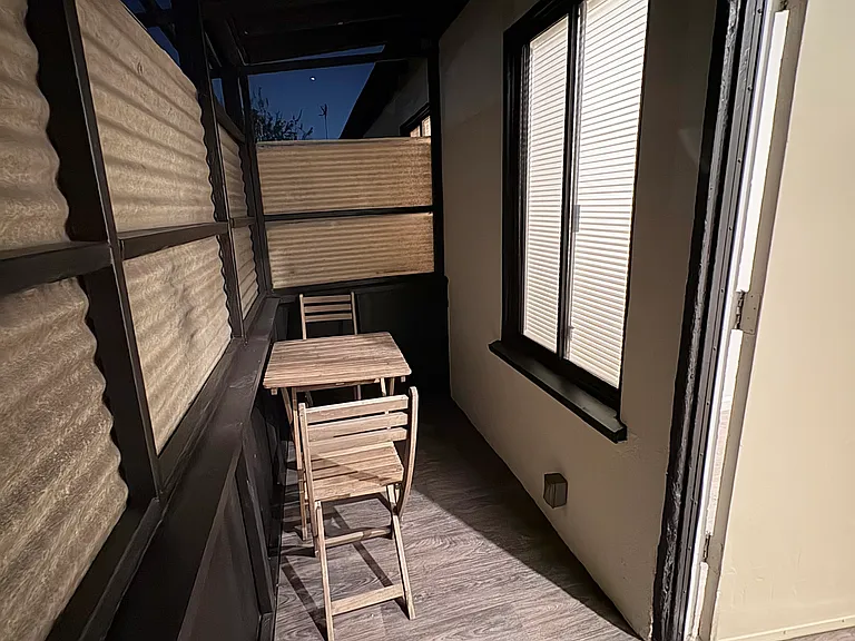 7253 Vineland Ave — Photo 8