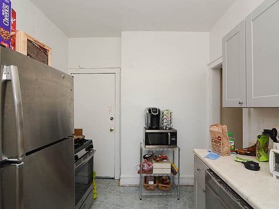 3rd image of 4400 N Racine Ave Unit 4