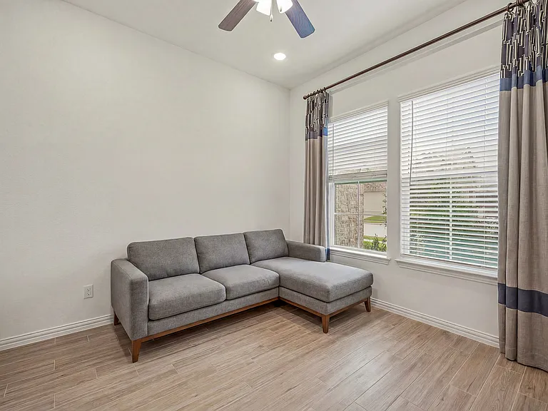 312 Honey Brook Ln — Photo 11