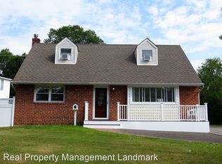 3 Cecily Ln, Commack, NY 11725