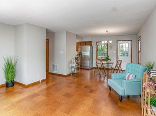 1118 John Breckenridge Dr, Hillsborough, NC 27278