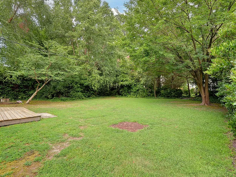 9 Westover Rd — Photo 24