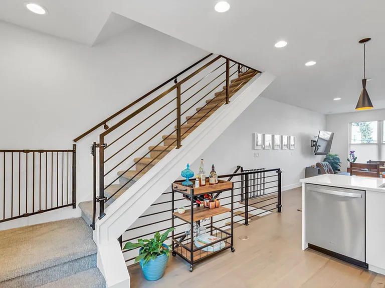 3222 W 19th Ave #5 — Photo 12