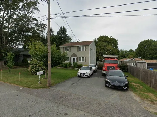 (undisclosed Address), Swansea, MA 02777
